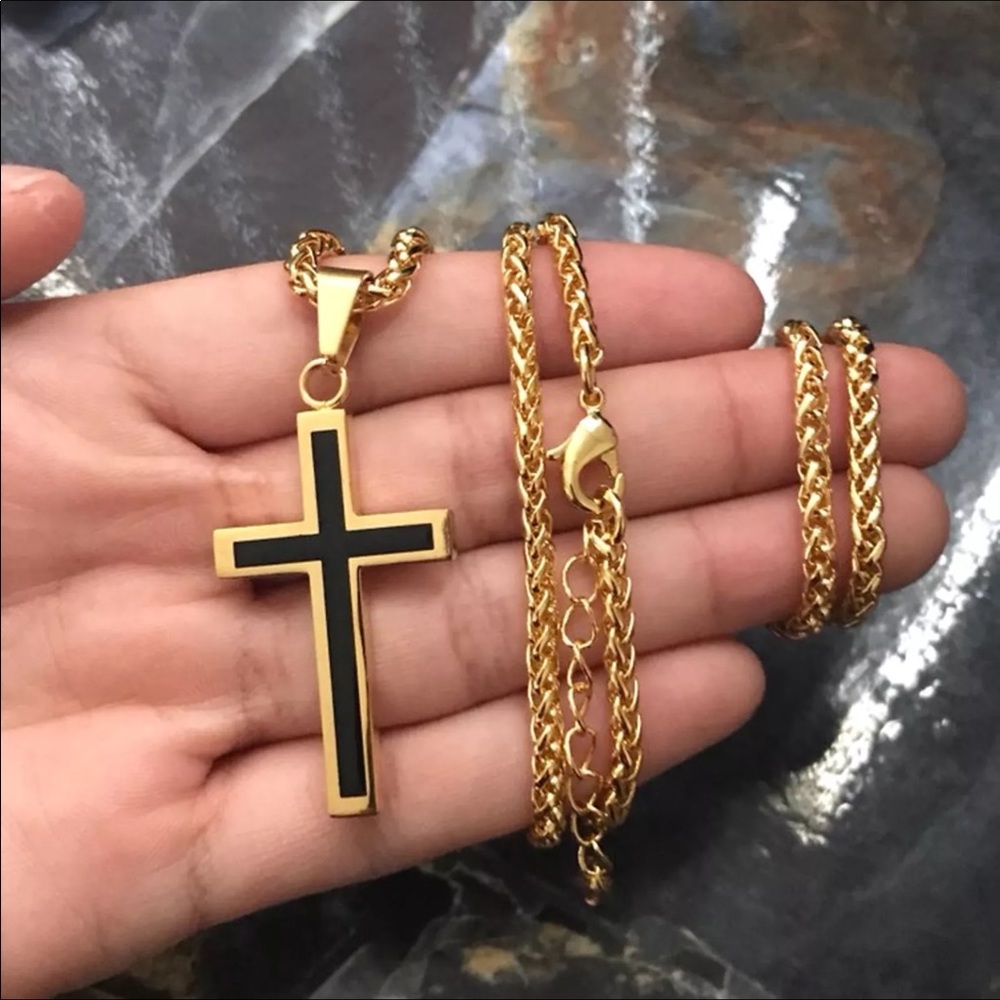 New 18k gold cross necklace